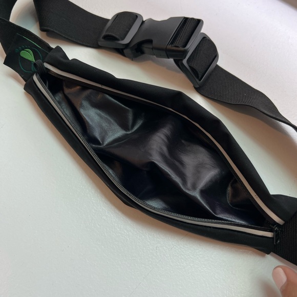 Adjustable running belt - Picture 3 of 3